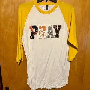 NWT embroidered sequin pray 3/4 length tee S